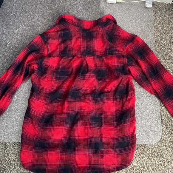 Size medium American eagle boyfriend fit flannel - Picture 3 of 3